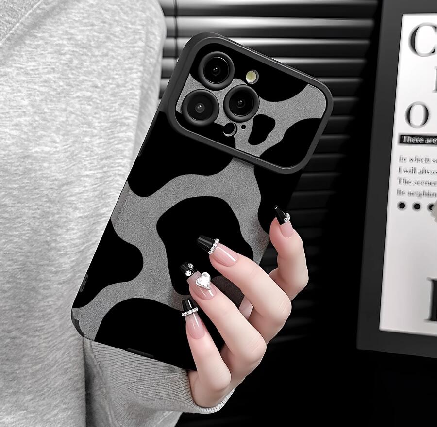 sheepskin-tactful-dairy-cow-pattern-iphone-case-trendy_1