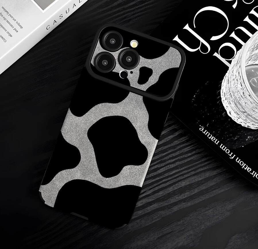 sheepskin-tactful-dairy-cow-pattern-iphone-case-trendy_6