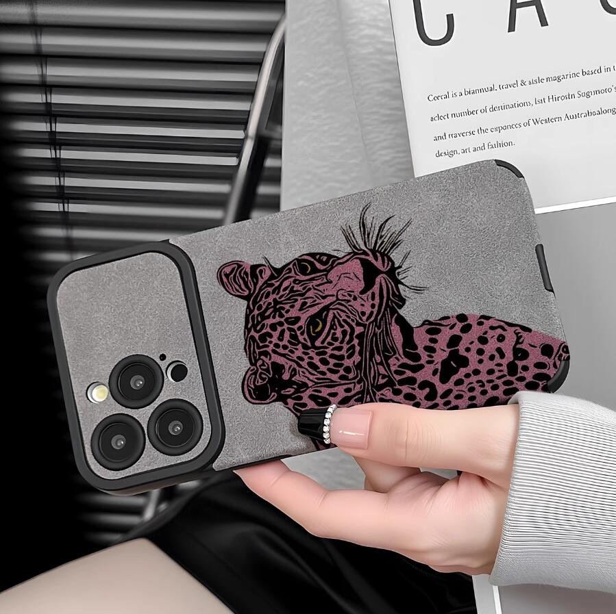 sheepskin-vigorous-pink-lepoard-painting-iphone-case-trendy_4