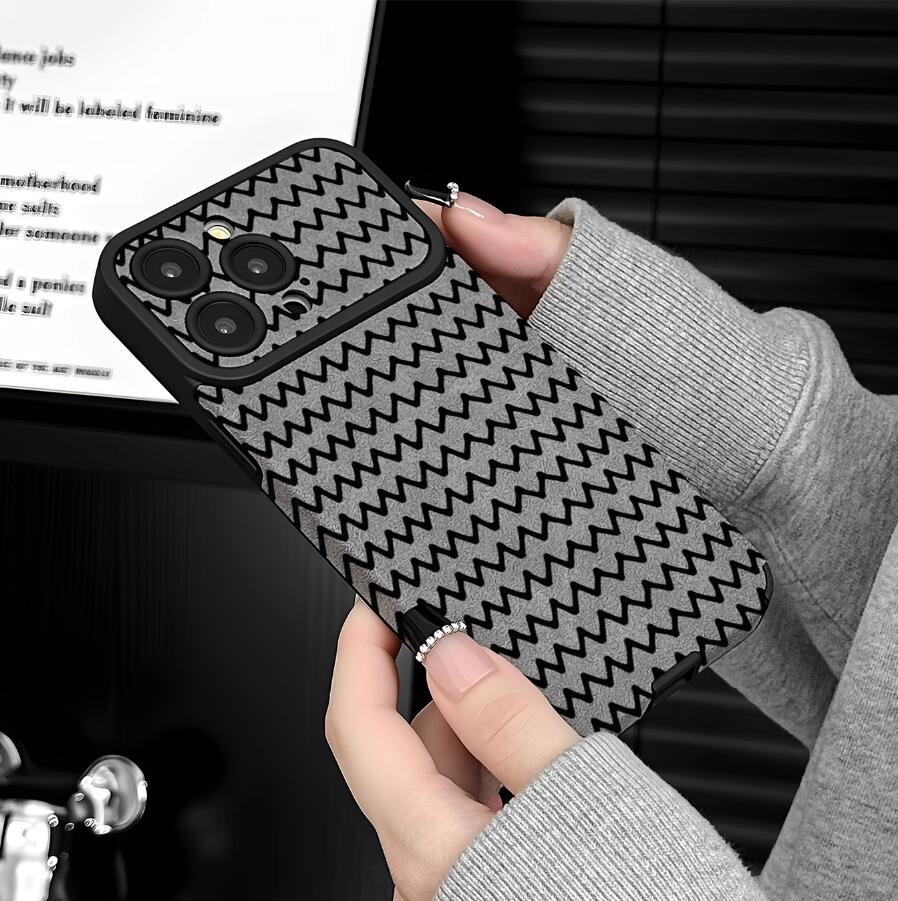 sheepskin-wave-rise-painting-iphone-case-creative_2