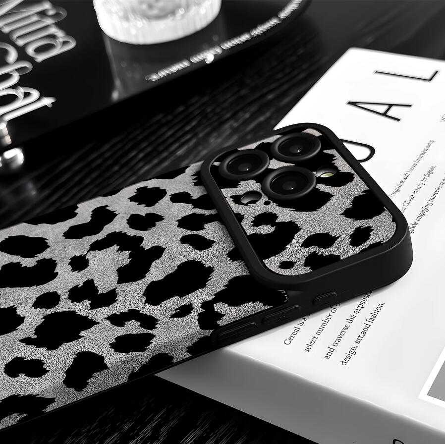 sheepskin-wildness-power-lepoard-painting-iphone-case-trendy_8