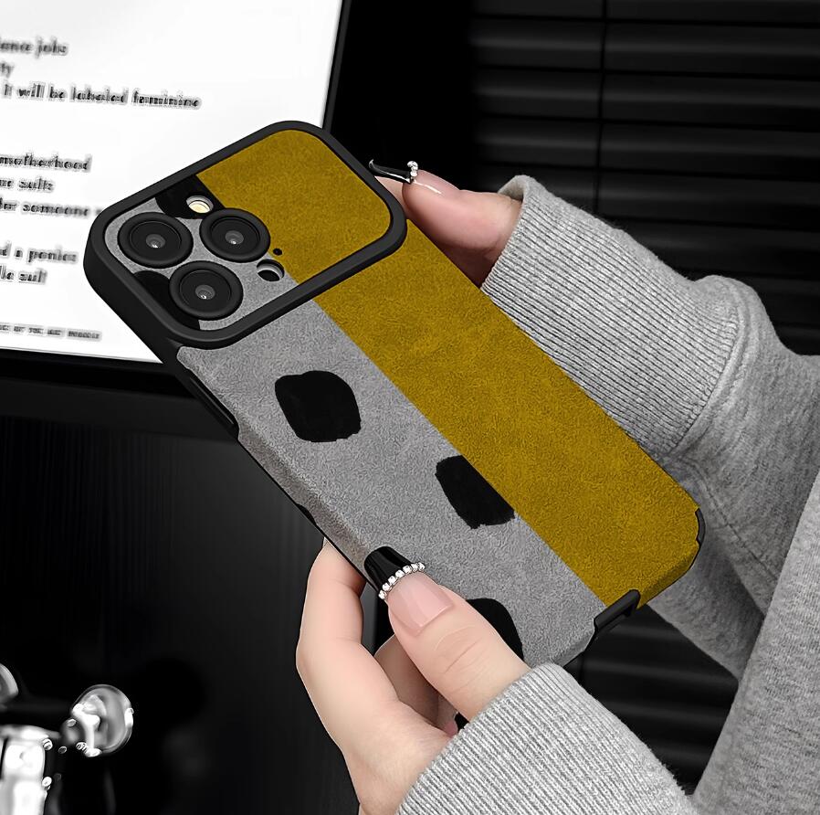sheepskin-yellow-spots-gray-patchwork-painting-iphone-case-creative_2