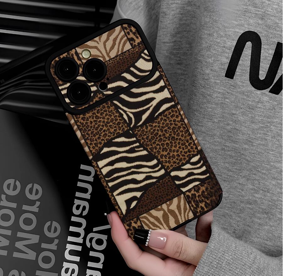 sheepskin-zebra-leopard-patchwork-painting-iphone-case-trendy_3