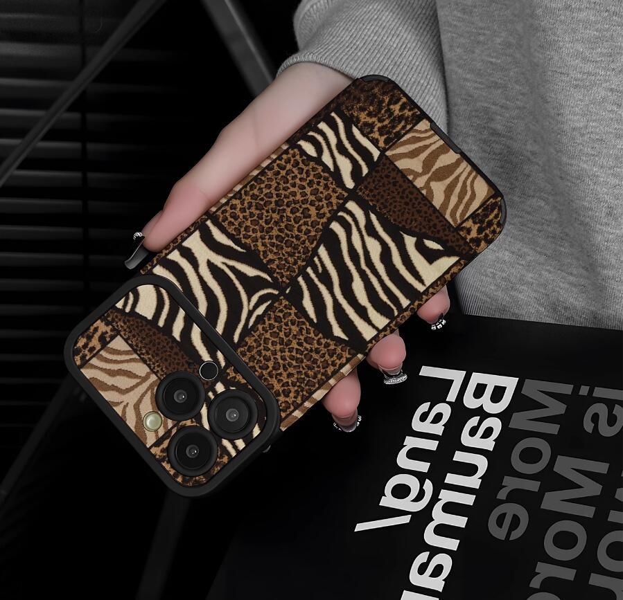 sheepskin-zebra-leopard-patchwork-painting-iphone-case-trendy_4